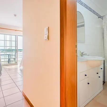 Duplex Flat - 2 Ensuite Bedrooms 5 Mins From 아파트 포티마오