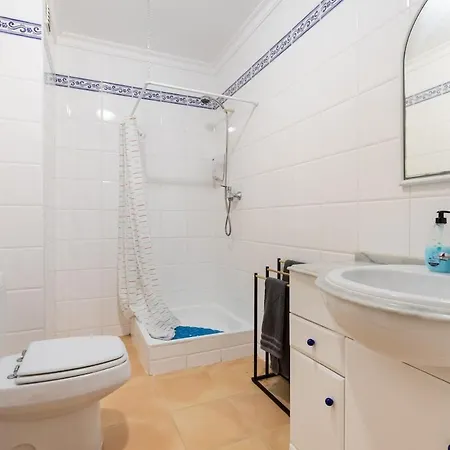 Duplex Flat - 2 Ensuite Bedrooms 5 Mins From 아파트