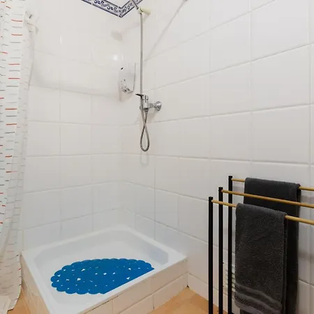 Duplex Flat - 2 Ensuite Bedrooms 5 Mins From 아파트 포티마오