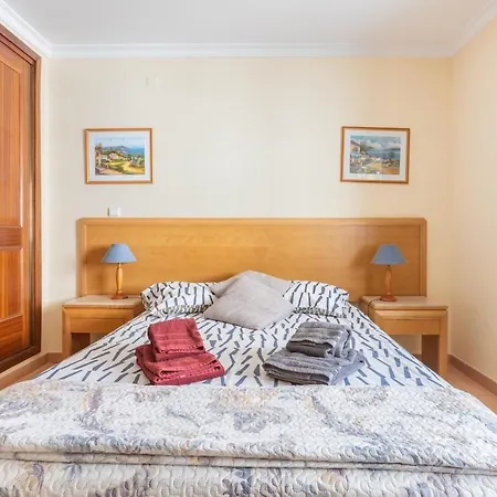 Duplex Flat - 2 Ensuite Bedrooms 5 Mins From 아파트